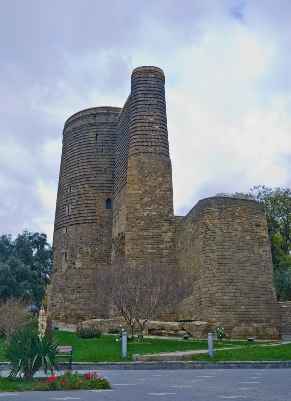 2. Turnul Fecioarei