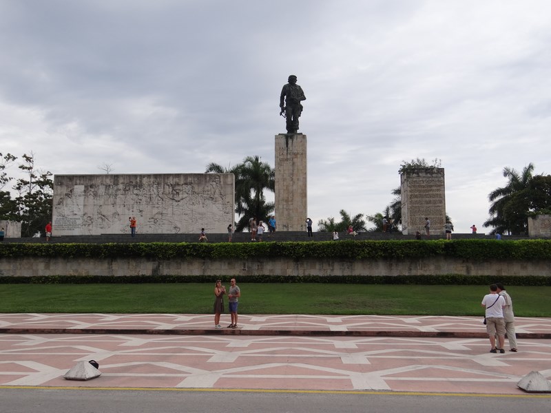 09. Monumentul lui Che