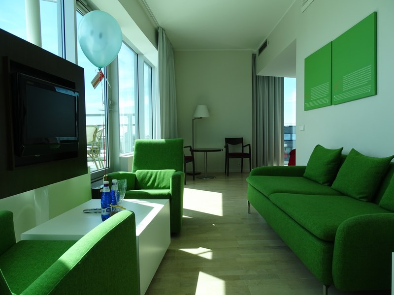 . Living In Park Inn