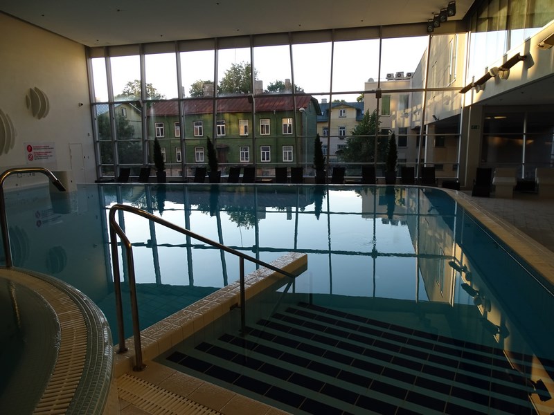 . Swimming Pool Park Inn