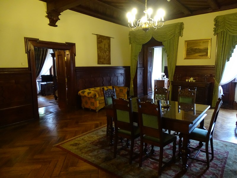 . Mobilier De Epoca