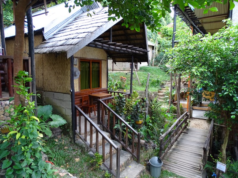 Novies Tourist Inn Corong Corong