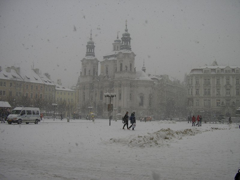 Ninsoare La Praga