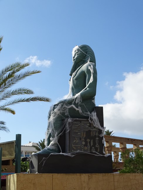 Statuie Egipteana