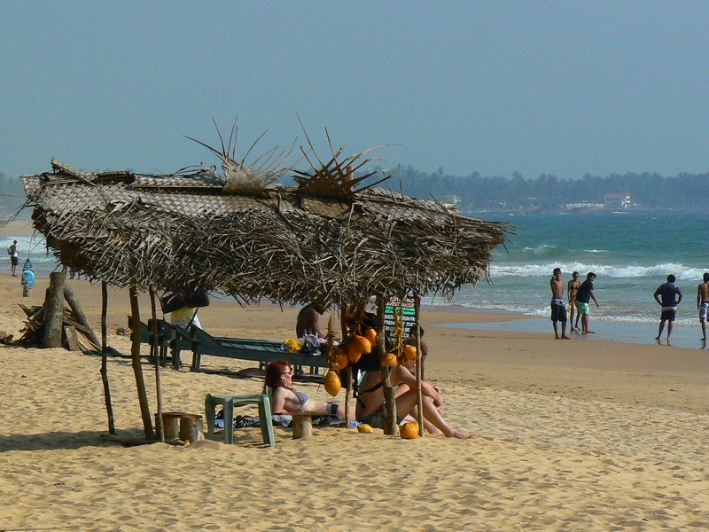 Hikka Beach