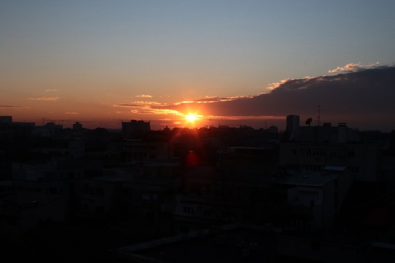 Apus De Soare