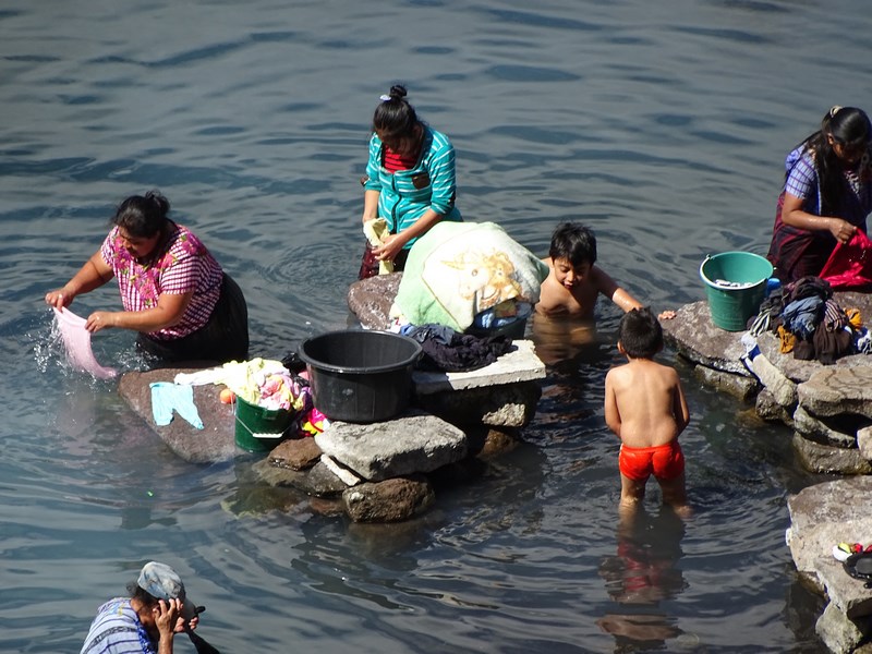 Spalatorese In Lac