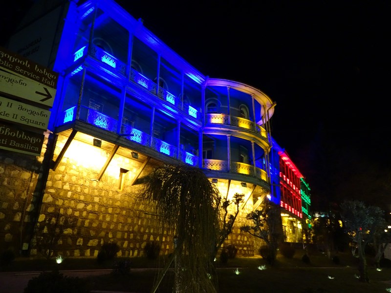 Cladiri Luminate