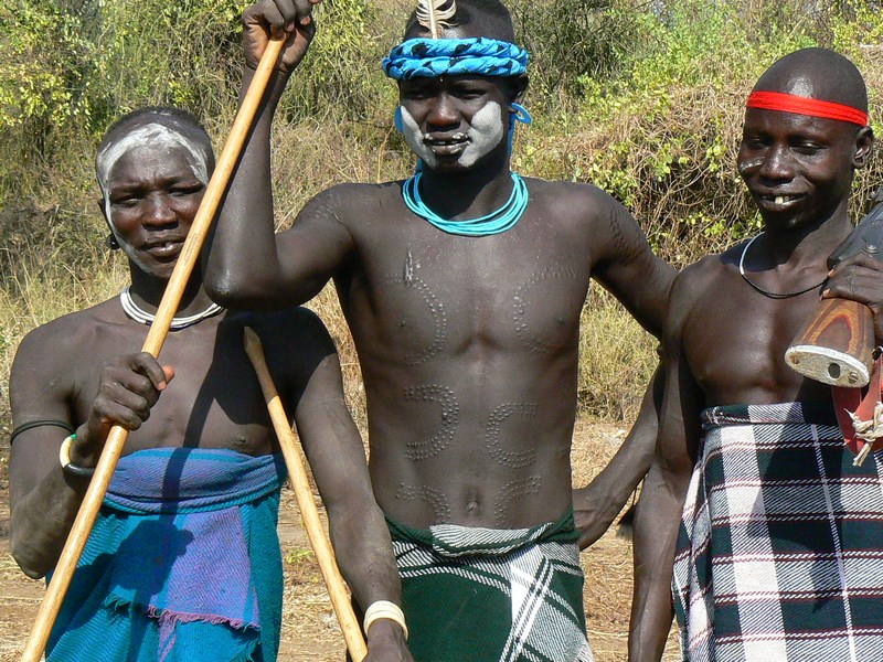 Luptatori Mursi
