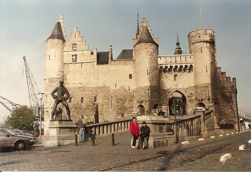 Cetate Antwerpen