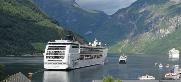 Vas Croaziera MSC Opera