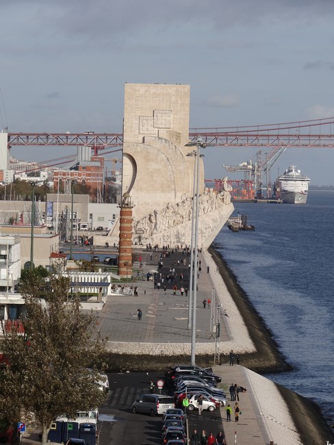 Monumentul Descoperitorilor