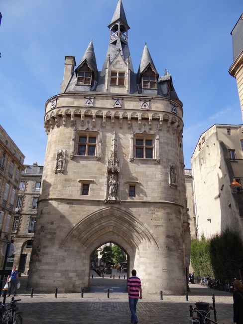 Poarta Oras Bordeaux