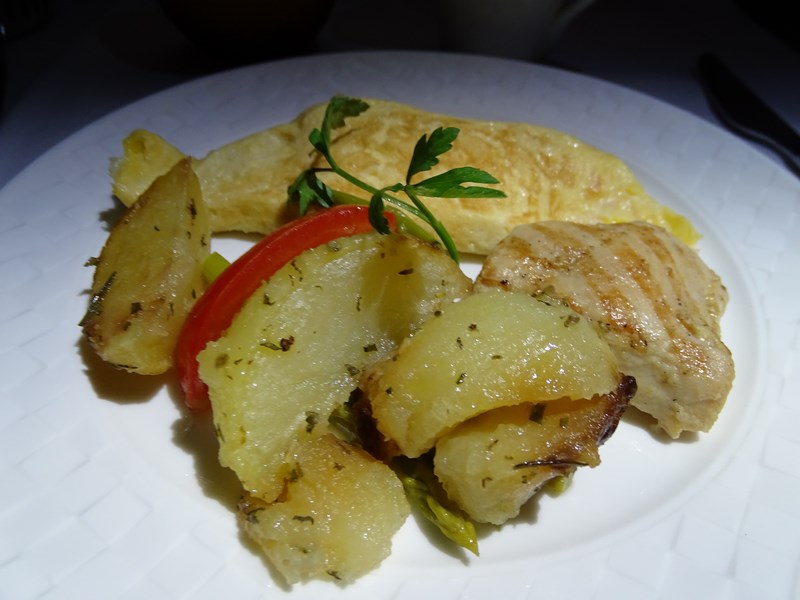 Breakfast Qatar Airways Business Class