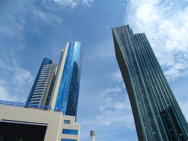 Cladiri Moderne Astana