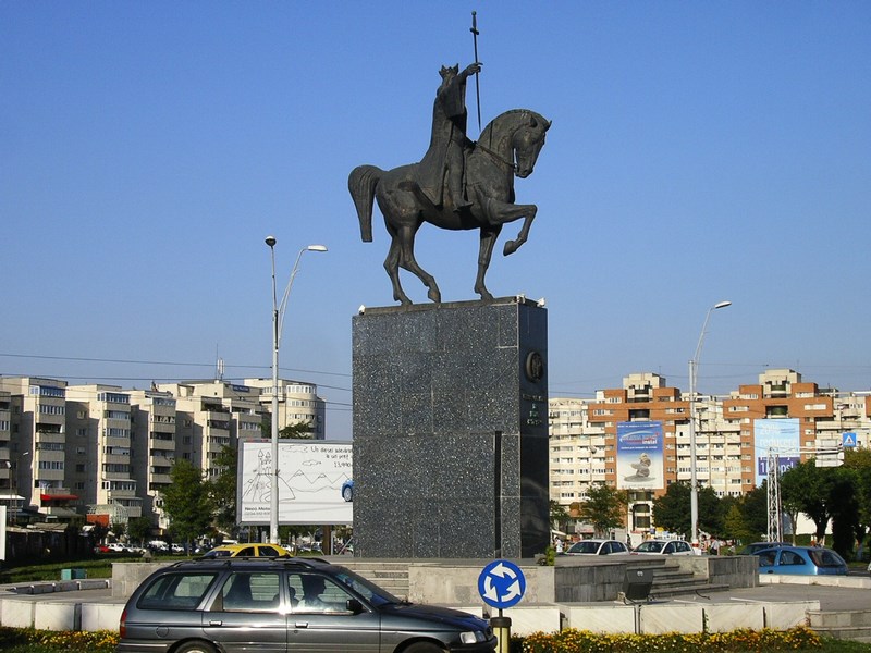 Statuia Stefan Cel Mare Bacau