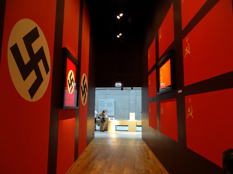 Comunism Nazism