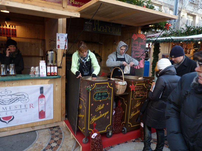 Piata De Craciun Budapesta