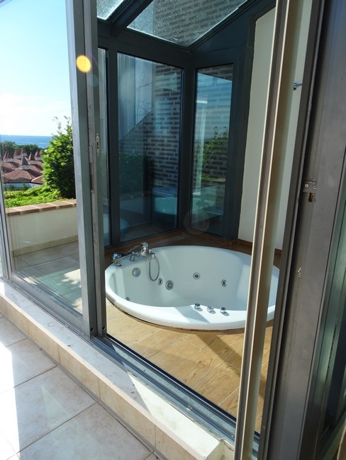 Jacuzzi Limak Limra