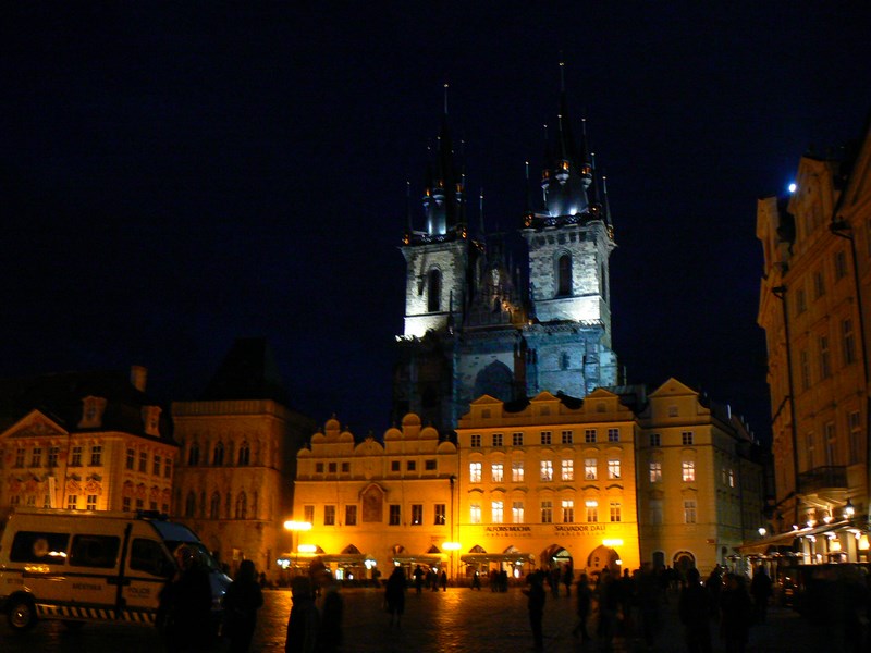Praga Noaptea