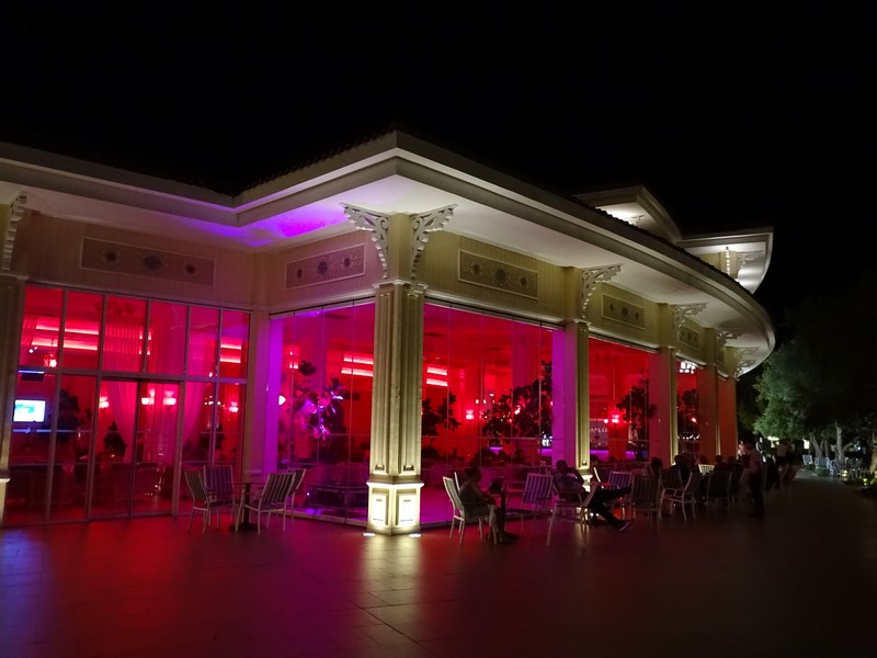 Bar Noaptea