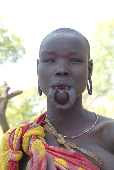 Mursi Fara Farfurie In Buza