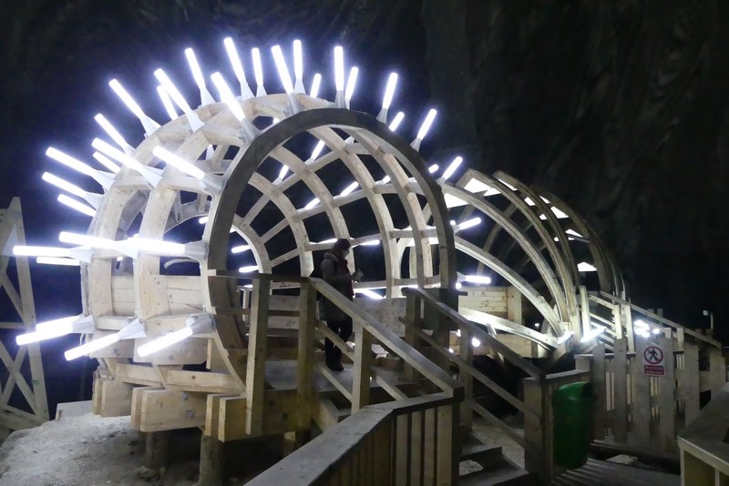 Baza Extraterestra Salna Turda