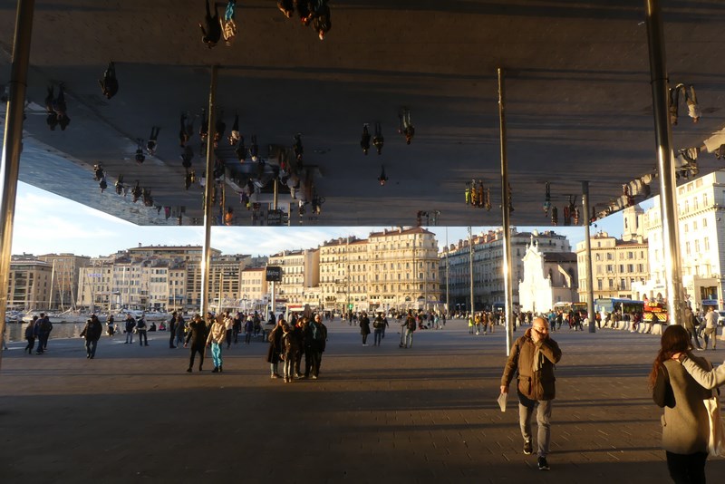Oglinda Marseille