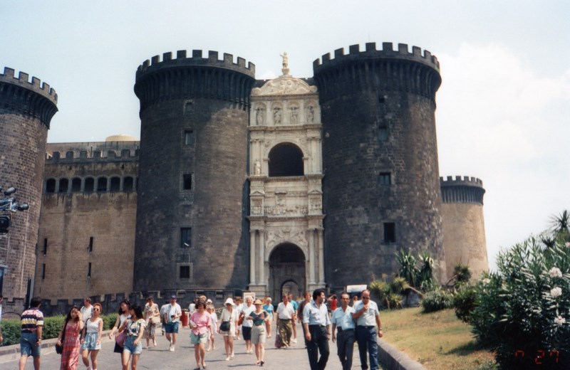 Castel Nuovo Napoli