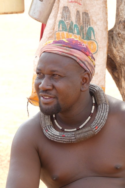 Barbat Himba