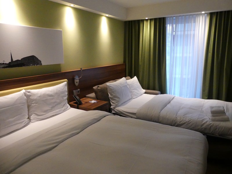 Hotel Hampton by Hilton Hamburg City Center camera
