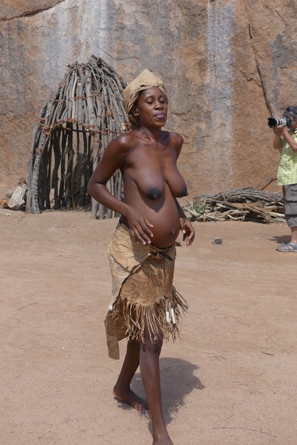Dansatoare topless