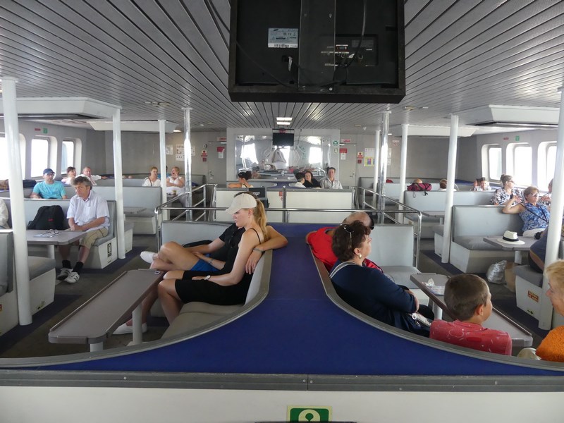 Interior King Saron