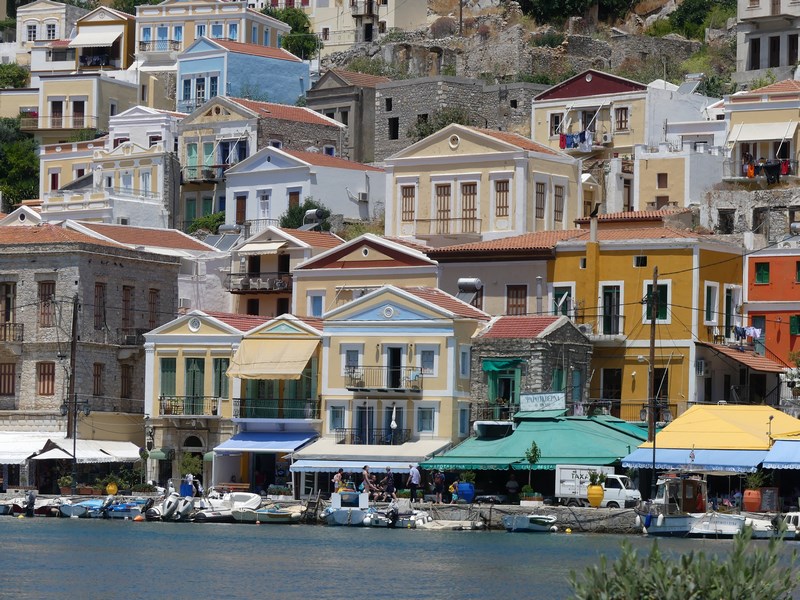 Cladiri Symi