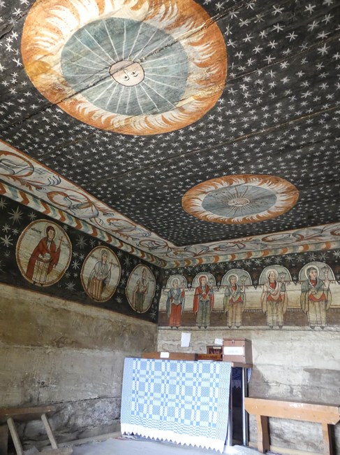 Cerul pictat in biserica