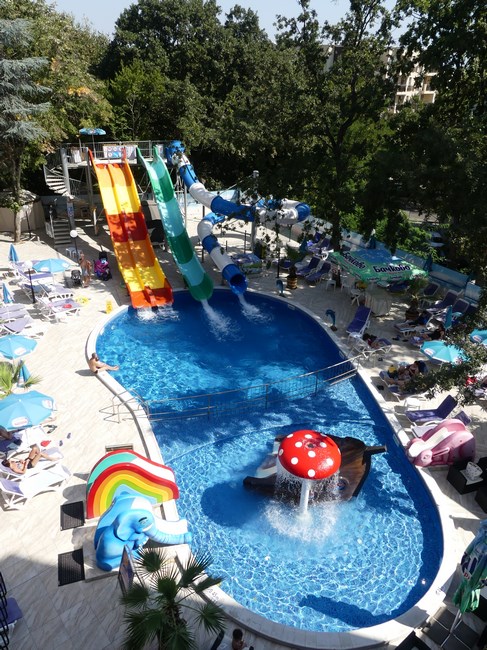 Piscina aer liber