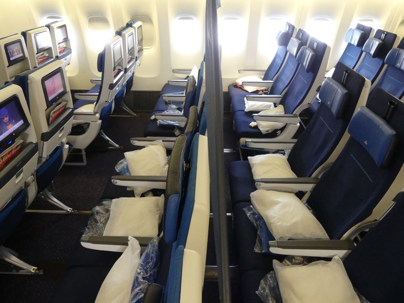 KLM premium economy vs. economy