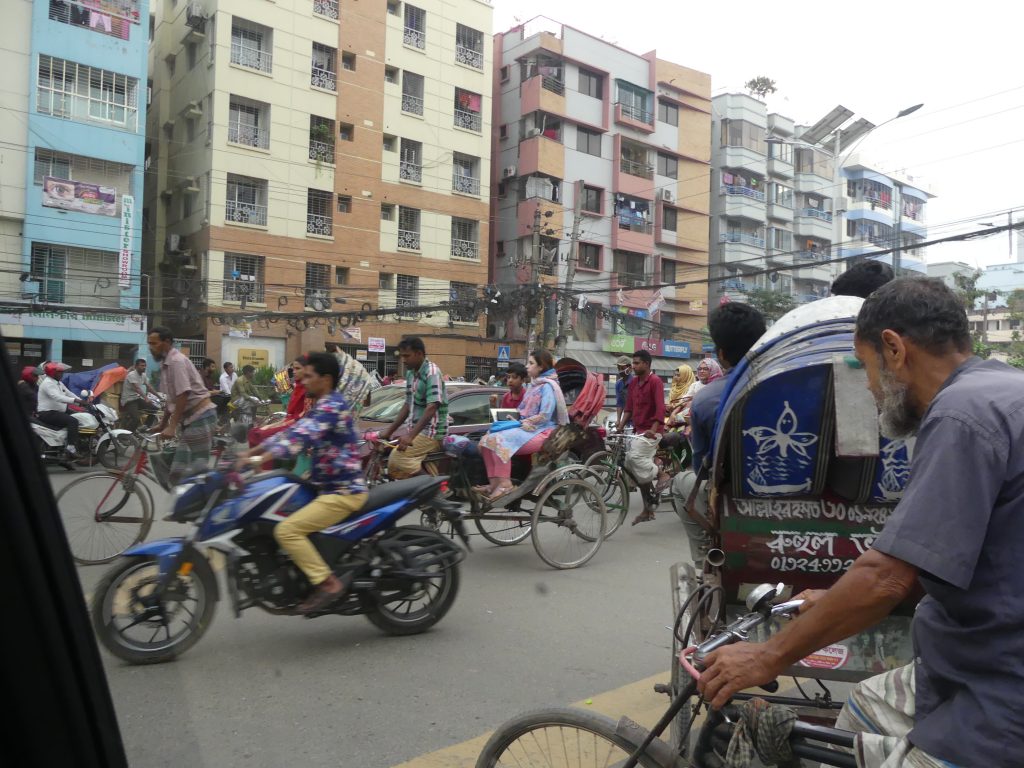 Strazile din Dhaka