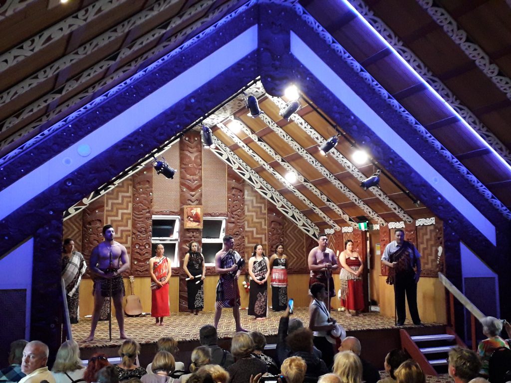 Maori show