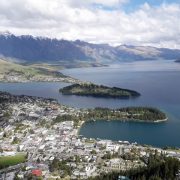 Queenstown si Wakatipu lake