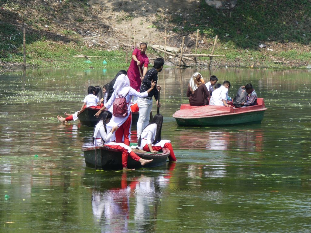 Barca in parc Sonargaon