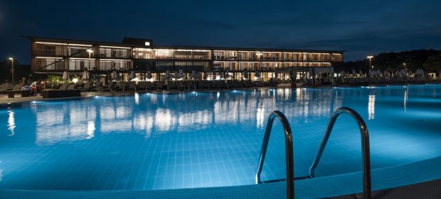 Lino delle Fate piscina nocturna