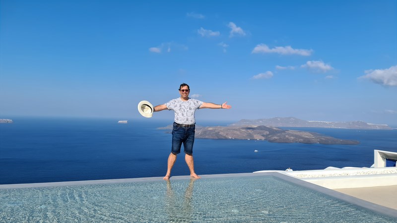 Welcome to Santorini