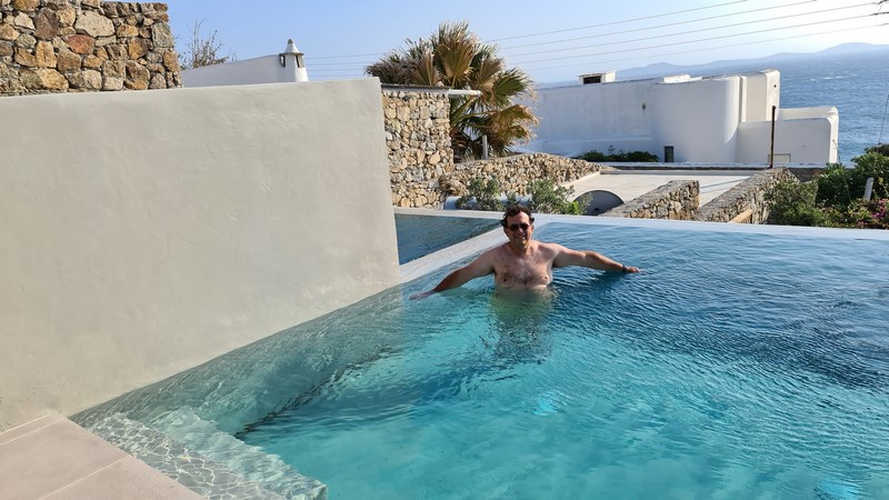 Mykonos Soul Pool