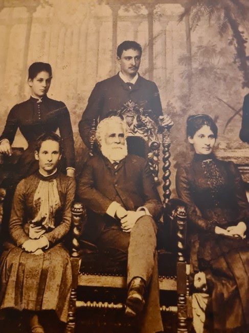 Ion si Ionel Bratianu