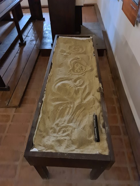 Scoala rurala Golesti