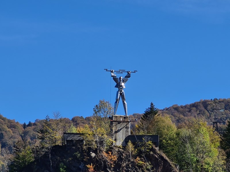 Statuia energeticianului