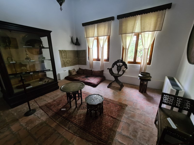 Interior Golesti