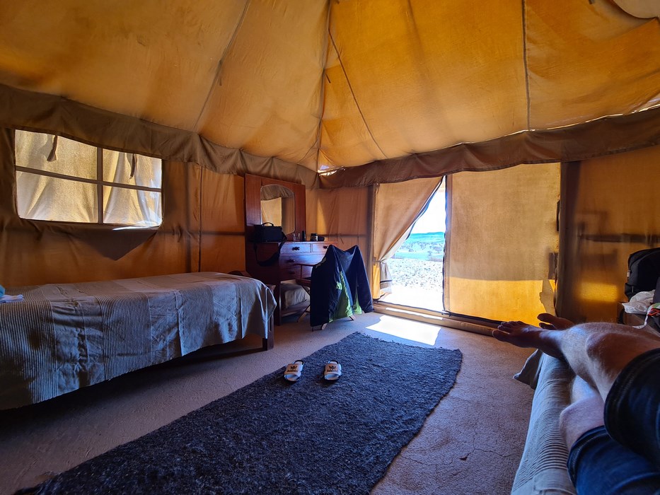 Meroe camp interior