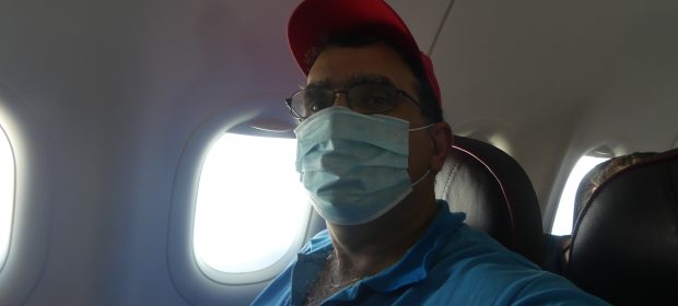 . Masca in avion